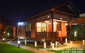 Homestay Segamat - Villa Seri Intan